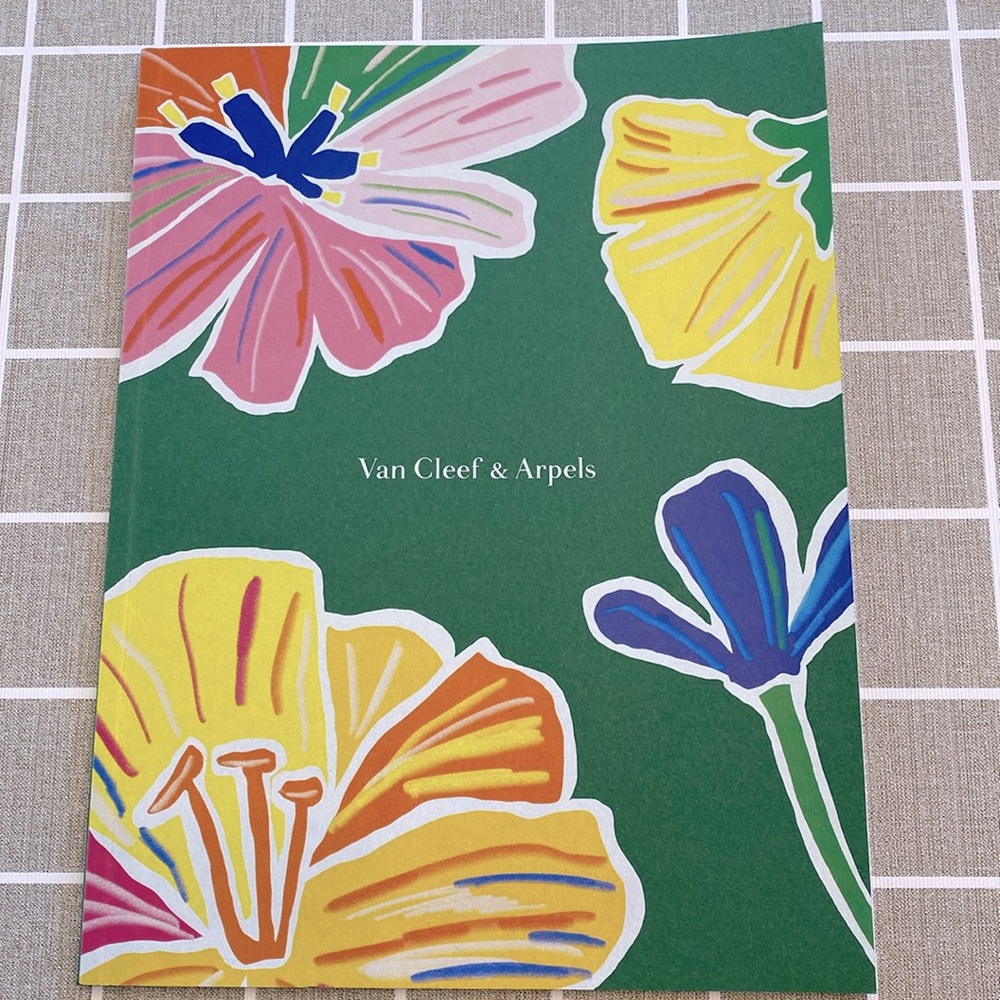 Van Cleef & Arpels Booklet